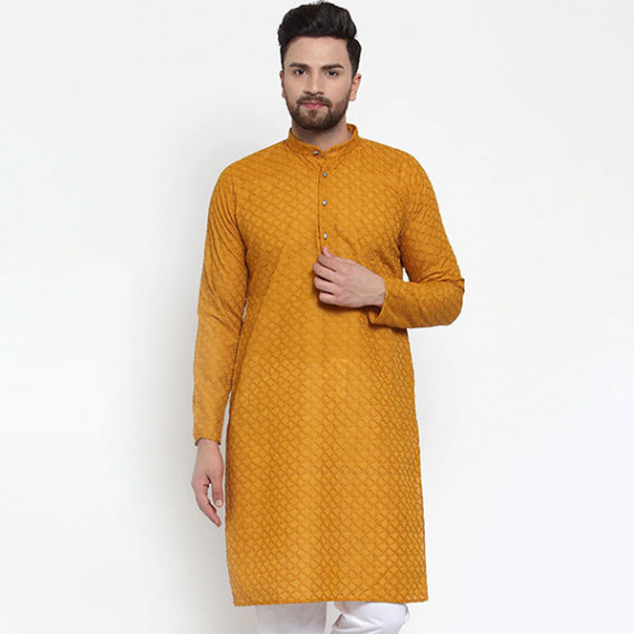 https://dailysales.in/products/men-yellow-printed-straight-kurta