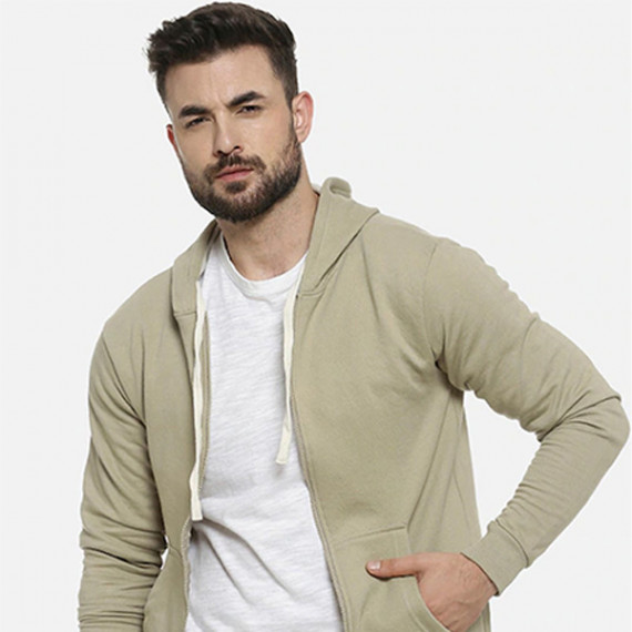 https://dailysales.in/products/men-olive-green-solid-hooded-sweatshirt