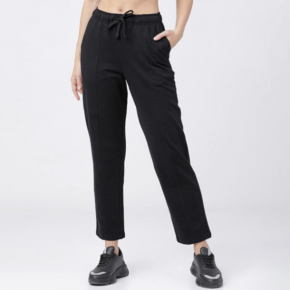 https://dailysales.in/products/women-black-solid-cotton-track-pant-1