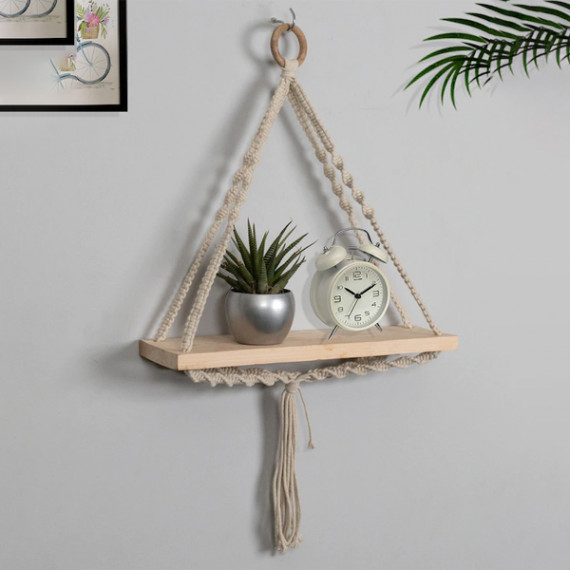 https://dailysales.in/products/beige-triangle-macrame-wall-hanging-shelf