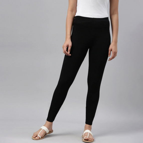 https://dailysales.in/vi/products/women-black-solid-ankle-length-leggings