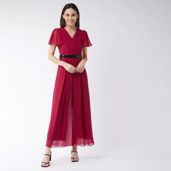 https://dailysales.in/products/pink-black-pleated-jumpsuit-with-embellished-waist