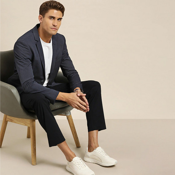https://dailysales.in/products/men-navy-blue-slim-fit-self-design-smart-casual-blazer