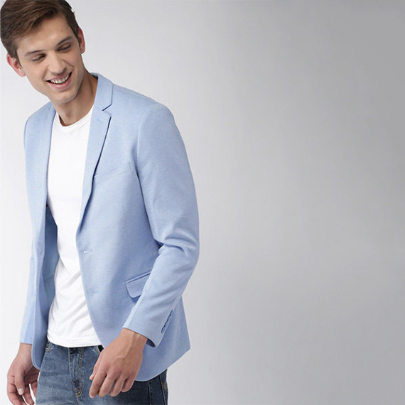 https://dailysales.in/vi/products/men-blue-solid-single-breasted-knitted-blazer