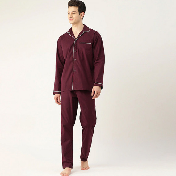 https://dailysales.in/products/men-burgundy-pure-cotton-solid-nightsuit
