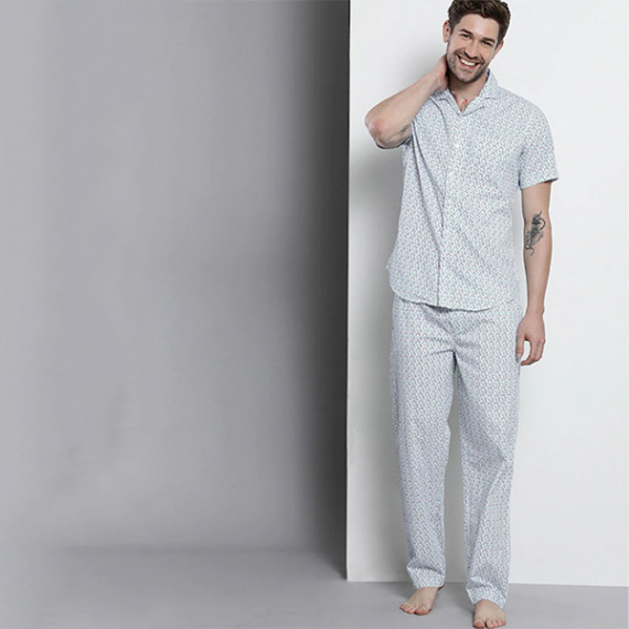 https://dailysales.in/products/men-white-printed-pure-cotton-night-suit