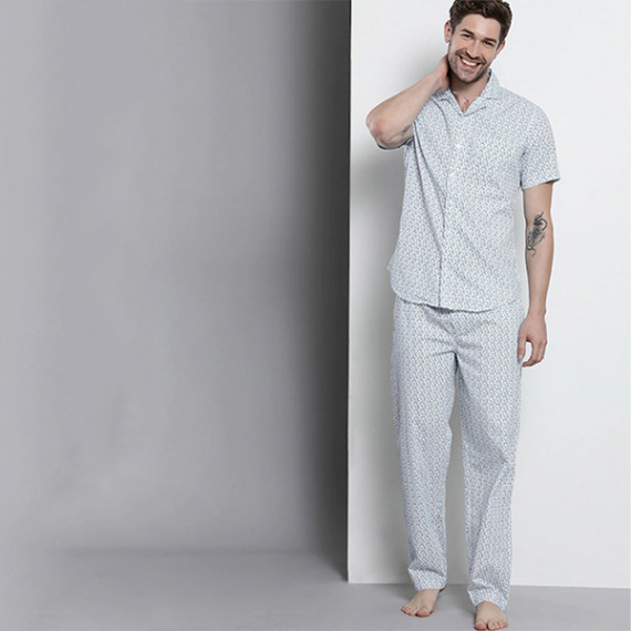 https://dailysales.in/vi/products/men-white-printed-pure-cotton-night-suit