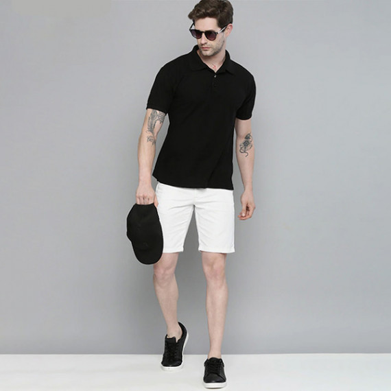 https://dailysales.in/vi/products/men-white-slim-fit-chino-shorts