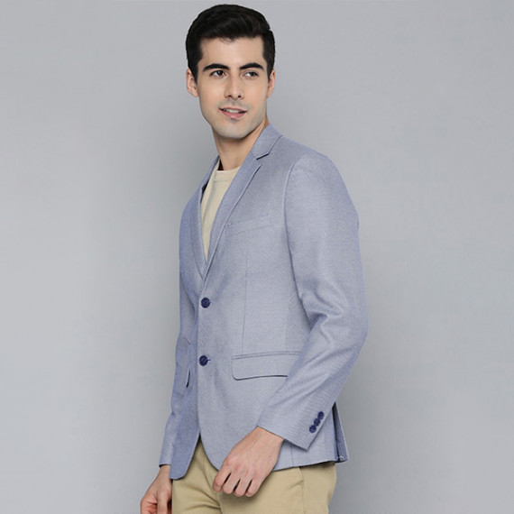 https://dailysales.in/products/men-blue-self-design-textured-regular-fit-smart-casual-blazer