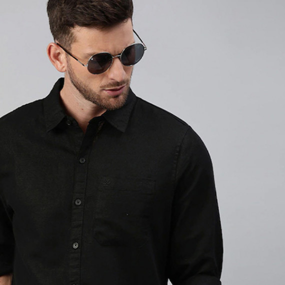 https://dailysales.in/products/men-black-slim-fit-cotton-casual-shirt